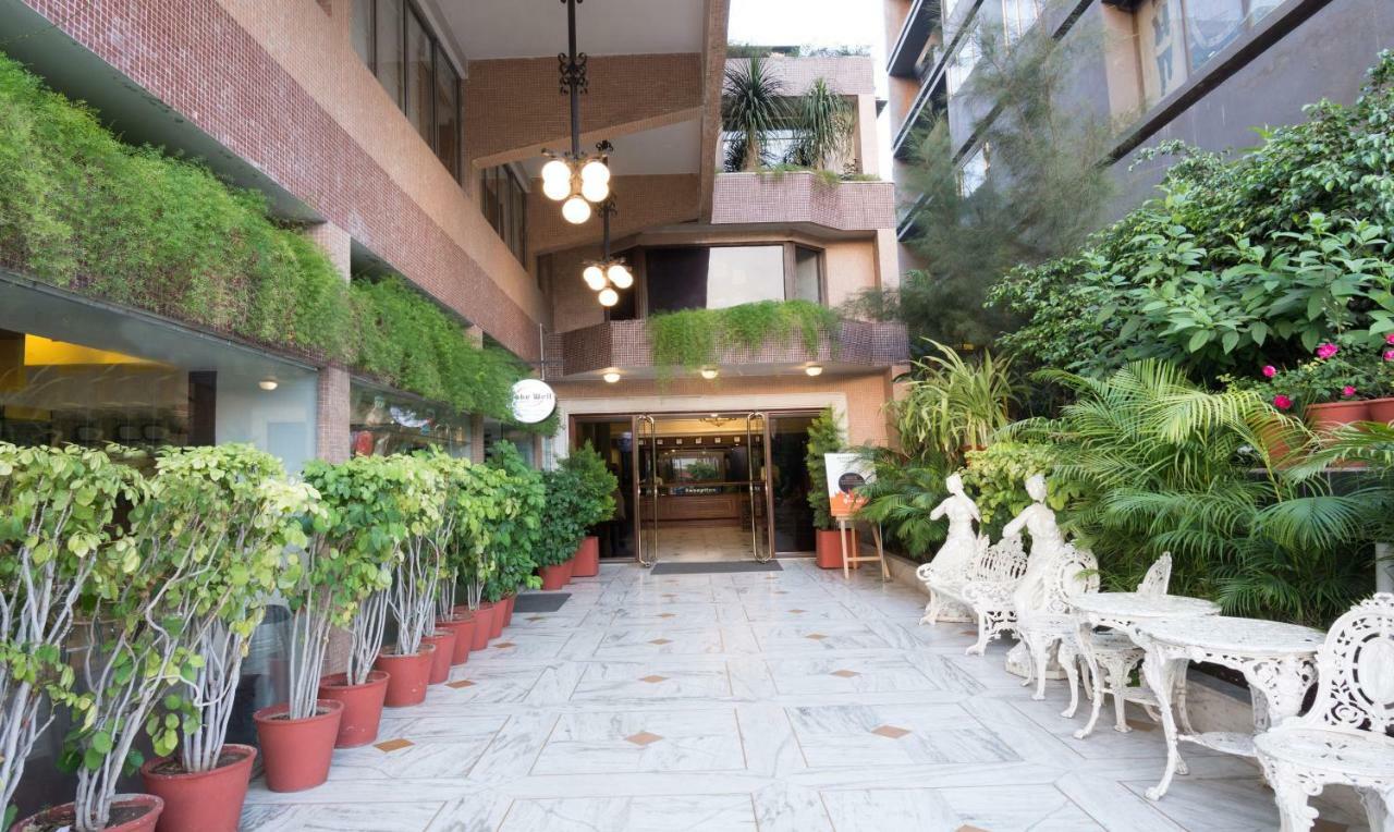 Hotel Crown Palace Indore Exterior foto